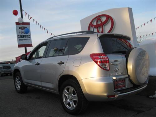 Toyota RAV4 2010 photo 2