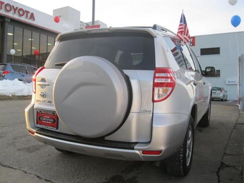 Toyota RAV4 2010 photo 3