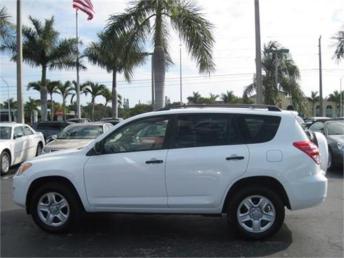 Toyota RAV4 2010 photo 5