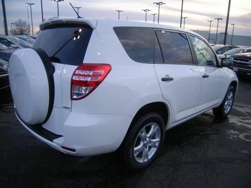 Toyota RAV4 2010 photo 2