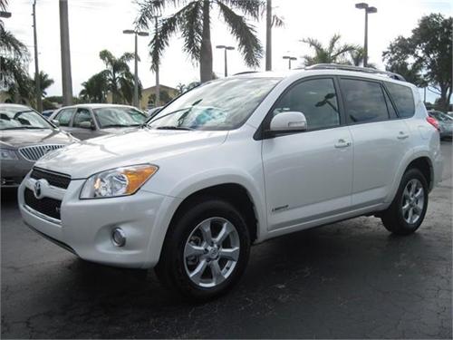Toyota RAV4 2010 photo 2
