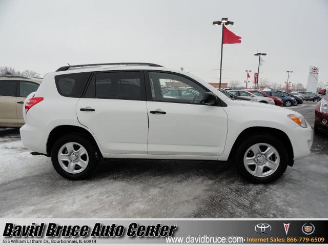 Toyota RAV4 2010 photo 4