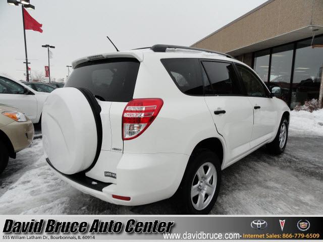 Toyota RAV4 2010 photo 5