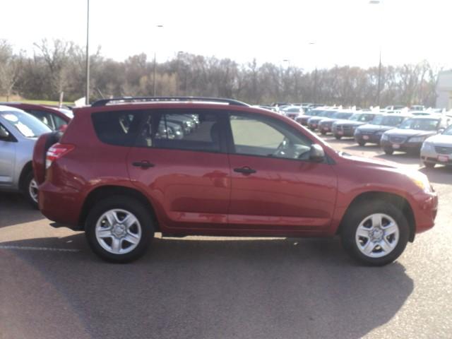 Toyota RAV4 2010 photo 4
