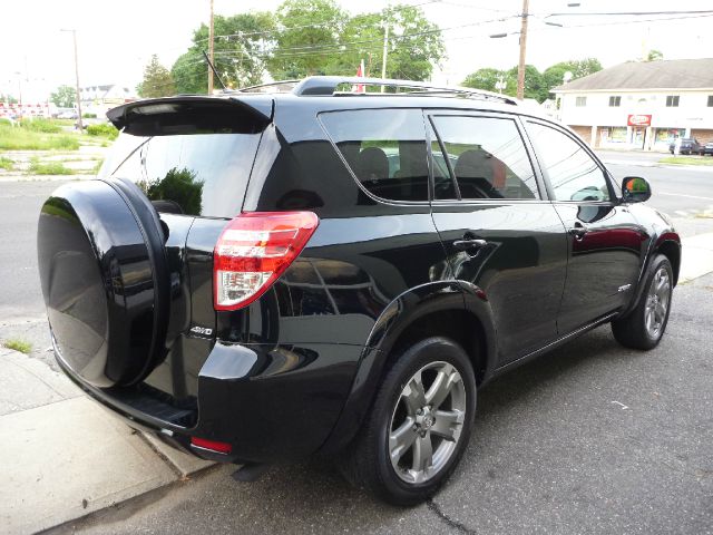 Toyota RAV4 2010 photo 10