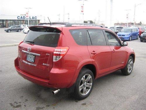 Toyota RAV4 2010 photo 4
