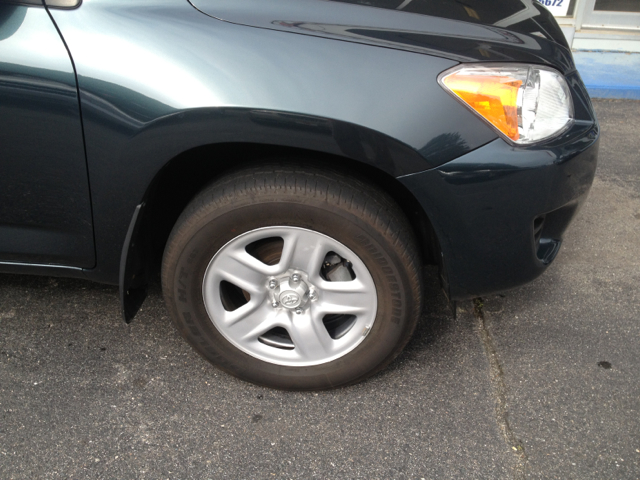 Toyota RAV4 2010 photo 1