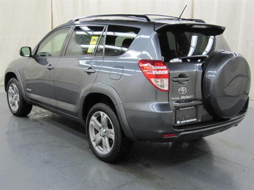 Toyota RAV4 2010 photo 3