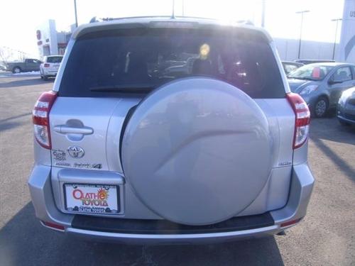 Toyota RAV4 2010 photo 3