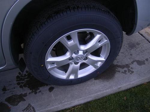 Toyota RAV4 2010 photo 5