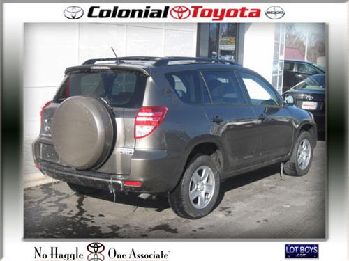 Toyota RAV4 2010 photo 3