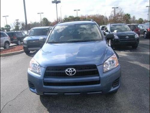 Toyota RAV4 2010 photo 1