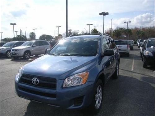 Toyota RAV4 2010 photo 2