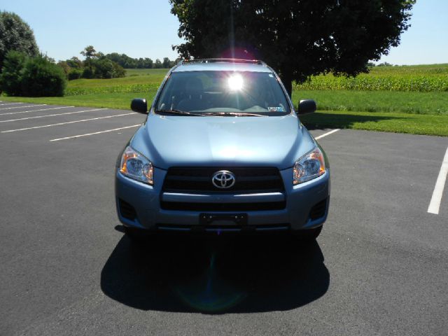 Toyota RAV4 2010 photo 3