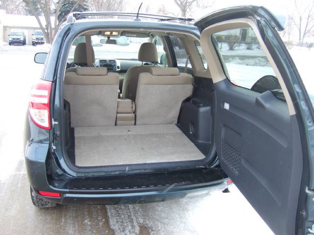 Toyota RAV4 2010 photo 5