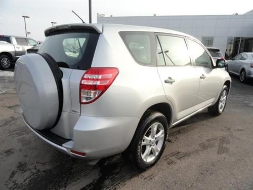Toyota RAV4 2010 photo 3
