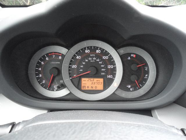 Toyota RAV4 2010 photo 1