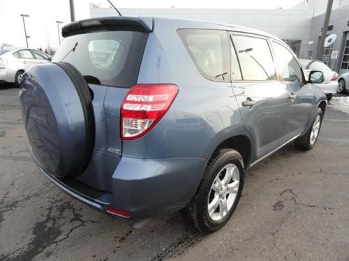 Toyota RAV4 2010 photo 3