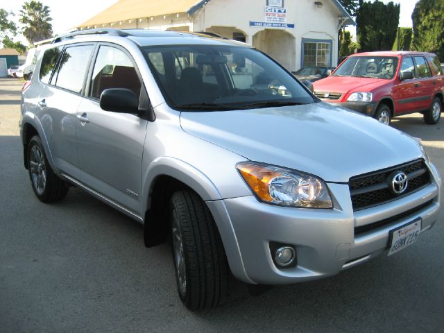 Toyota RAV4 2010 photo 7