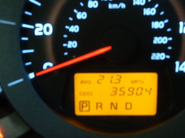 Toyota RAV4 SE V-6 SUV