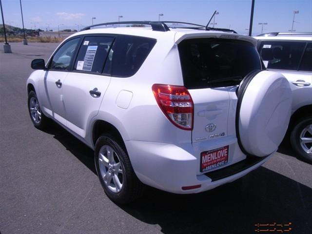 Toyota RAV4 2010 photo 1