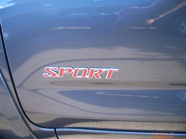 Toyota RAV4 2010 photo 3