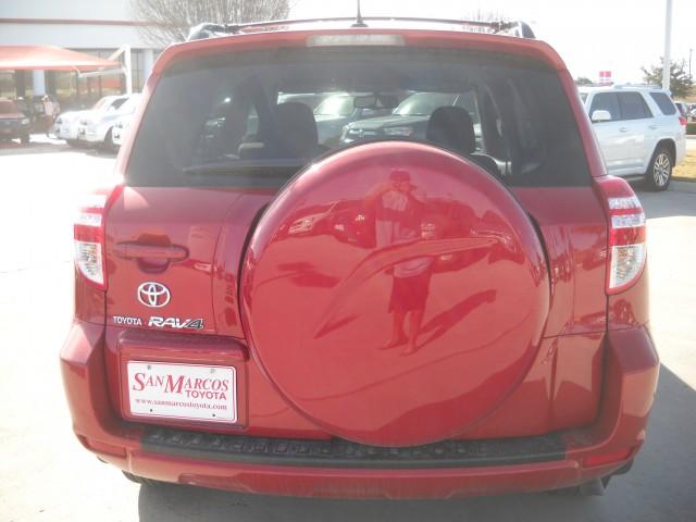 Toyota RAV4 2010 photo 1