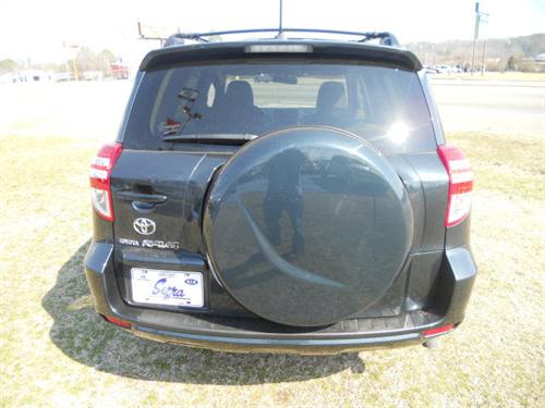 Toyota RAV4 2010 photo 3