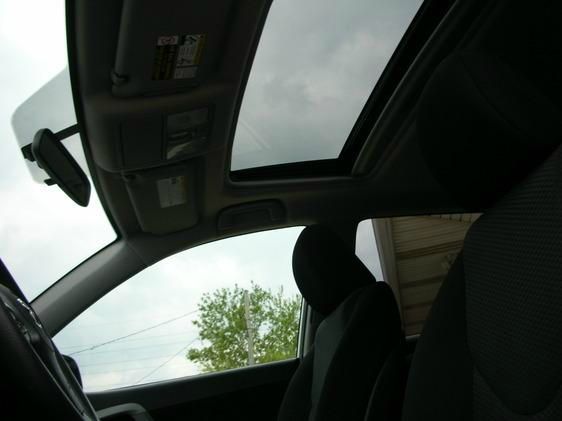 Toyota RAV4 2010 photo 1