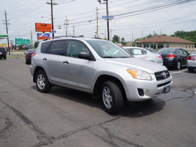 Toyota RAV4 2010 photo 3