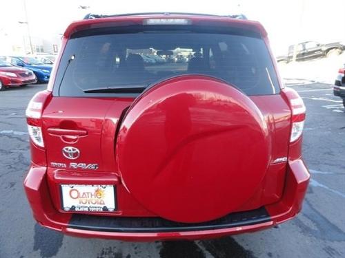 Toyota RAV4 2010 photo 4