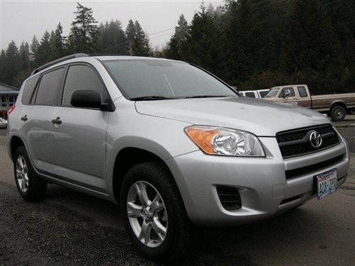 Toyota RAV4 2010 photo 2