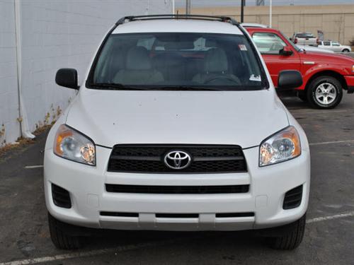 Toyota RAV4 2010 photo 3
