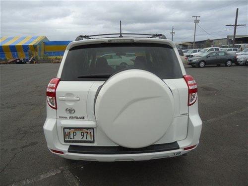 Toyota RAV4 2010 photo 3