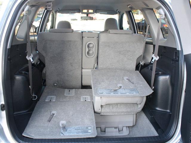 Toyota RAV4 2010 photo 3