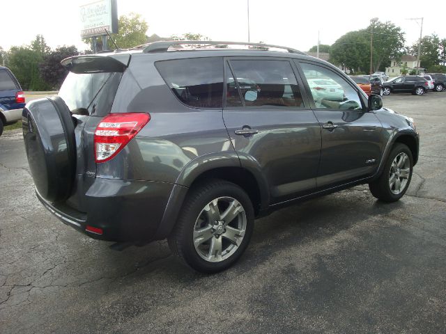 Toyota RAV4 2010 photo 3