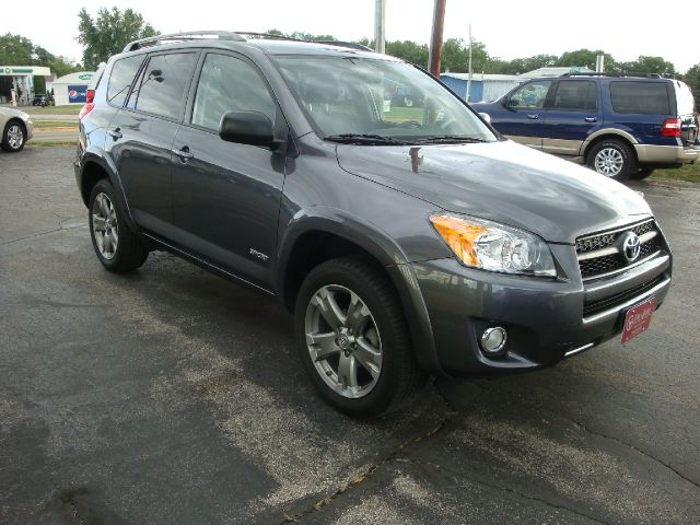 Toyota RAV4 2010 photo 4