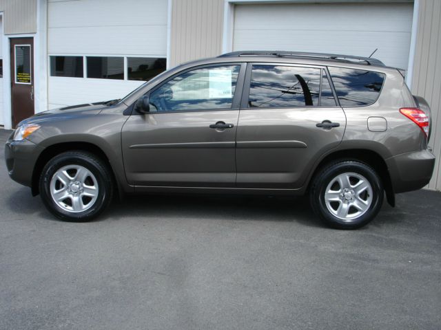 Toyota RAV4 2010 photo 15