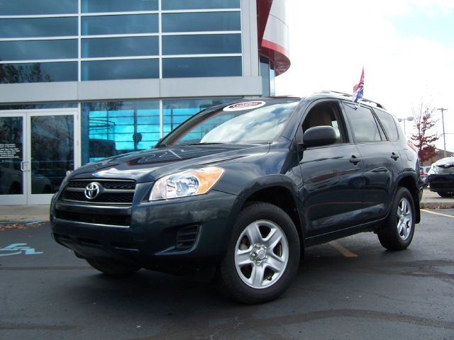 Toyota RAV4 2010 photo 4