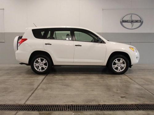Toyota RAV4 2010 photo 3