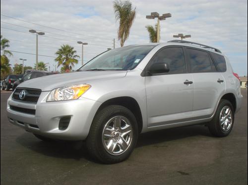 Toyota RAV4 2010 photo 4