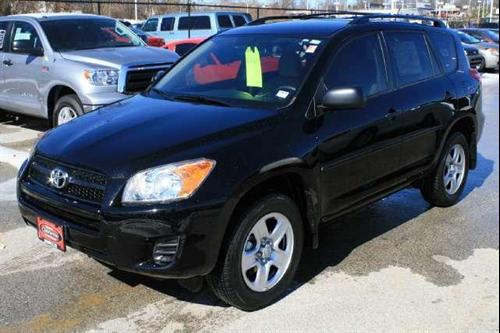 Toyota RAV4 2010 photo 2