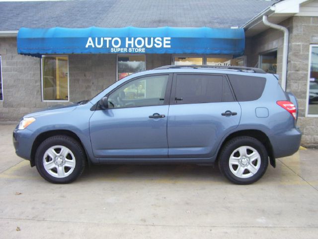 Toyota RAV4 2010 photo 3