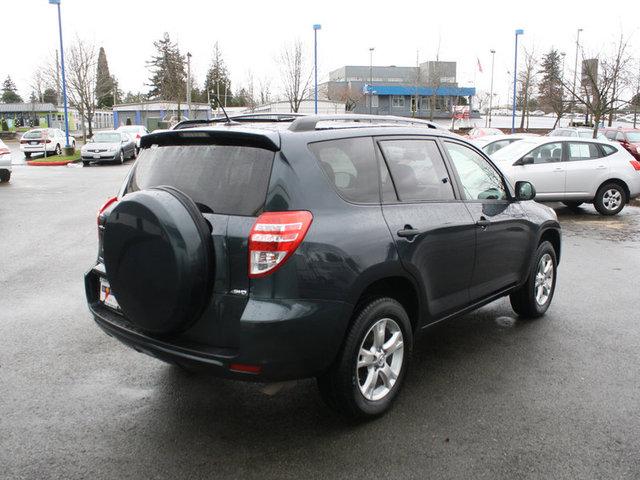 Toyota RAV4 2010 photo 4