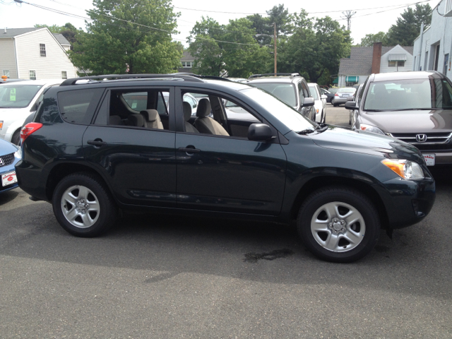 Toyota RAV4 2010 photo 11