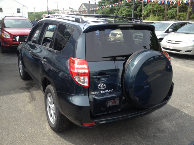 Toyota RAV4 2010 photo 5