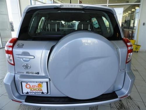 Toyota RAV4 2010 photo 4