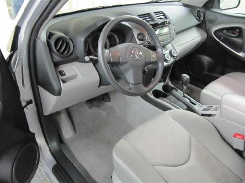 Toyota RAV4 2010 photo 5