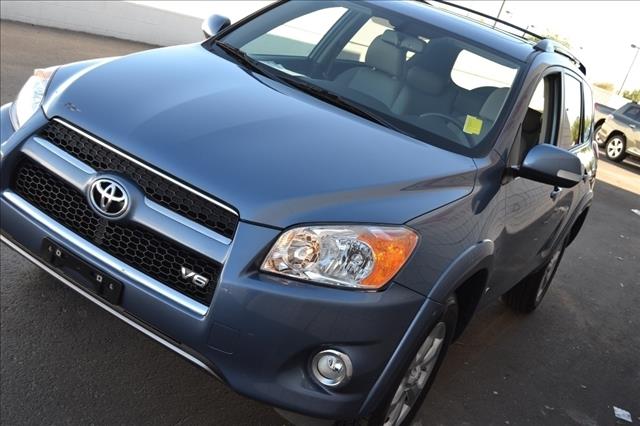 Toyota RAV4 2010 photo 3
