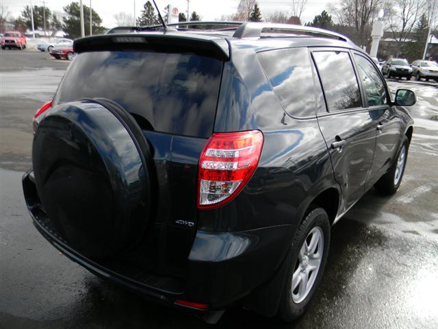 Toyota RAV4 2010 photo 5